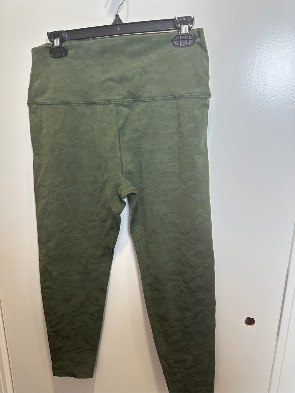 Beyond Yoga Olive Camo High-Rise Leggings (57)